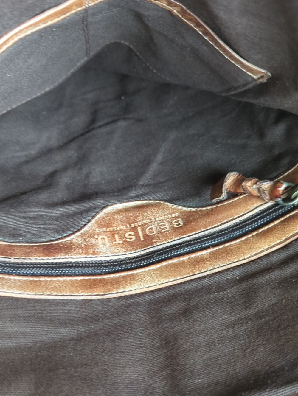 Bed|Stu “Patsy” Leather Backpack – Tan Rustic – Handcrafted & Gorgeous - Picture 10 of 13